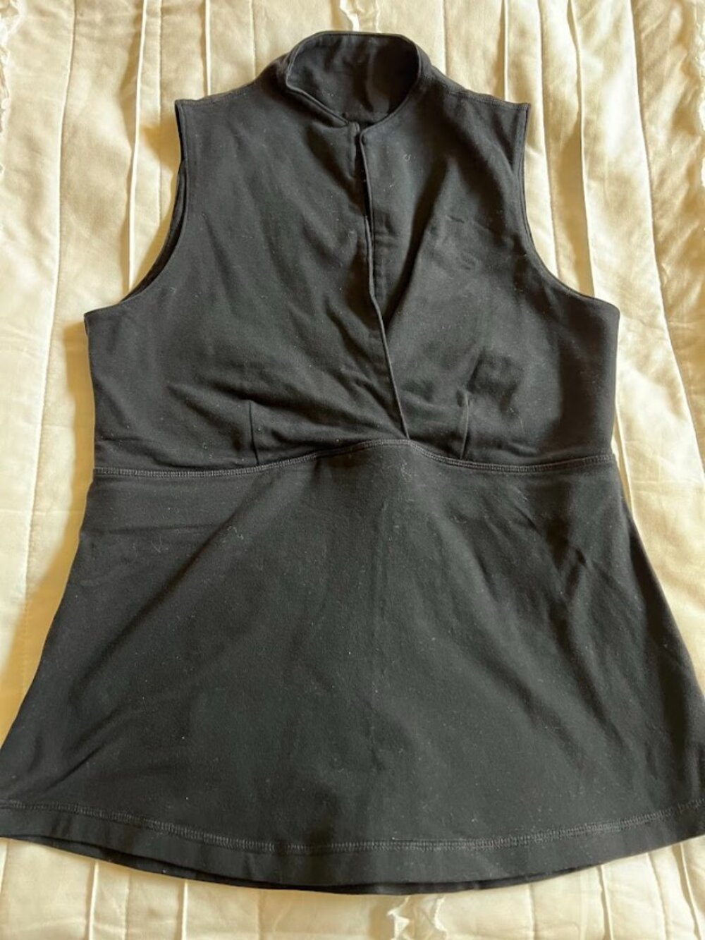 Lululemon Black Sleeveless Exercise Top Women's Small